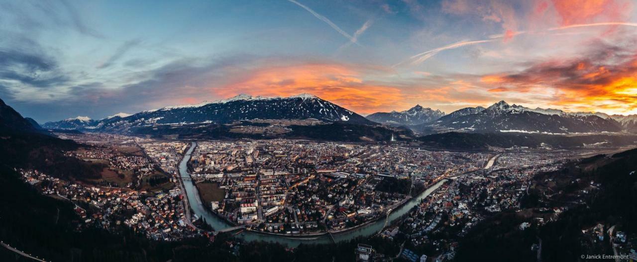 Lovely, Central Apartment With Balcony Innsbruck Exterior foto