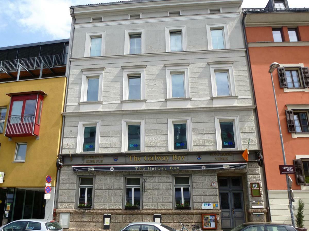 Lovely, Central Apartment With Balcony Innsbruck Exterior foto